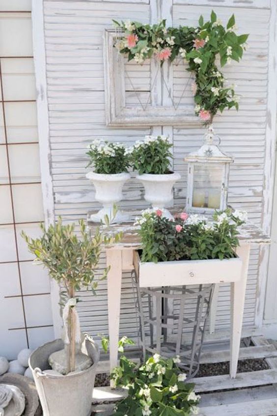 Shabby chic trädgård: många eleganta och billiga idéer