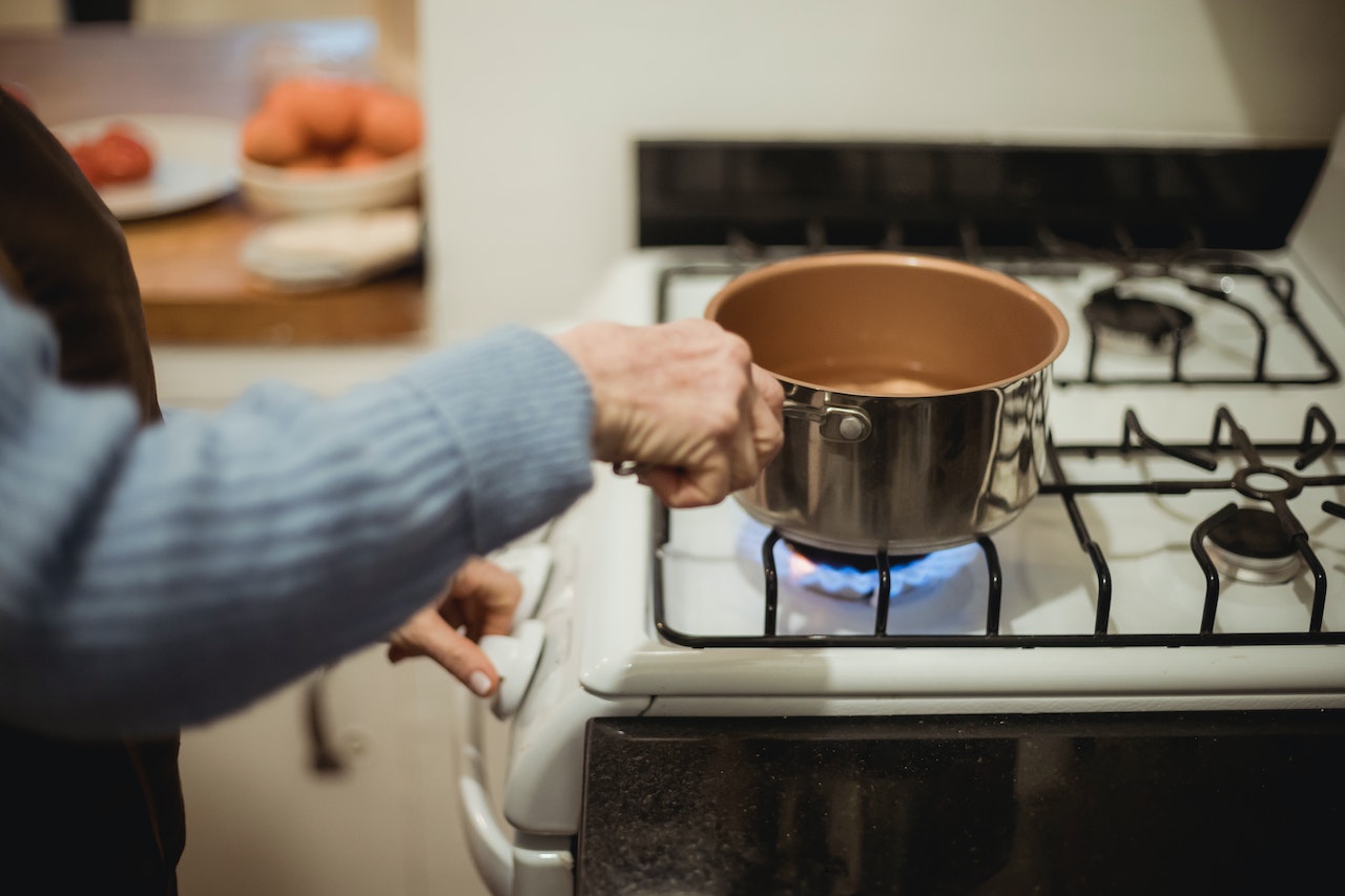 Rörmokare kommer inte att berätta för dig om den här: sätt slangen från tvättmaskinen i toaletten, det är det perfekta hemtricket!